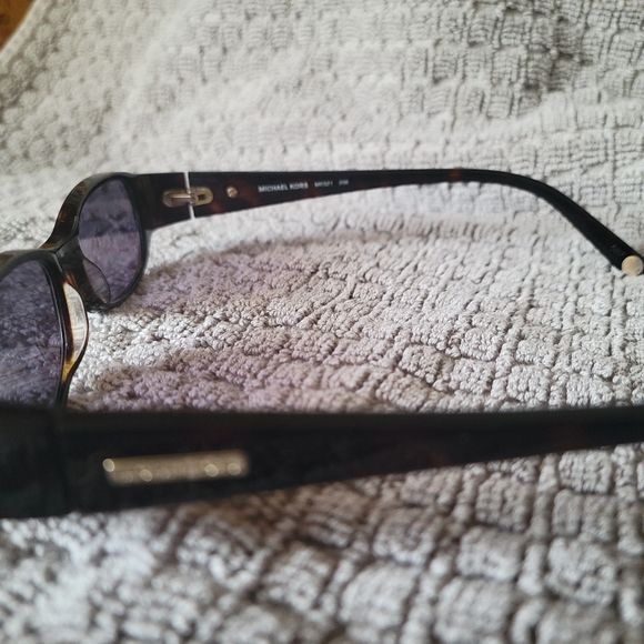 Michael Kors MK521 Eyeglass Frames - Picture 3 of 4